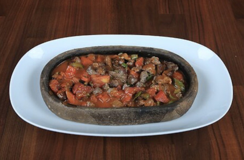 Et Güveç (Kaşarlı) Et Güveç (Kaşarlı)