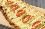 Bahar Pidesi (Beyaz Peynirli kaşarlı) Bahar Pidesi (Beyaz Peynirli kaşarlı)